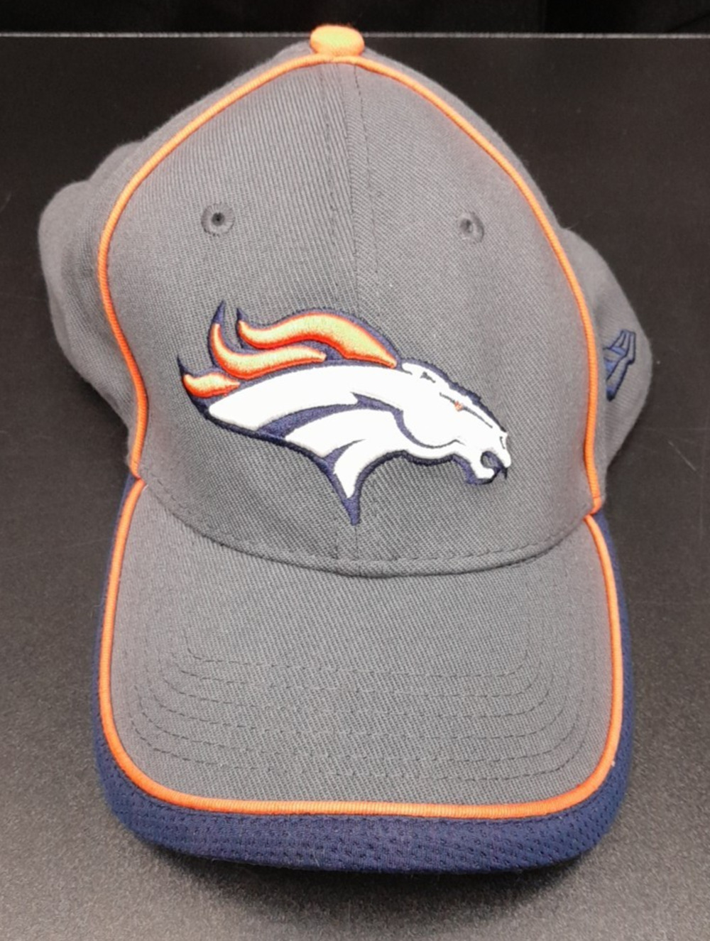 new era 39 thirty broncos medium large hat
